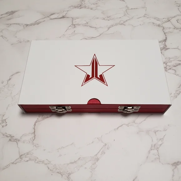 Jeffree Star Blood Sugar Eyeshadow Palette.